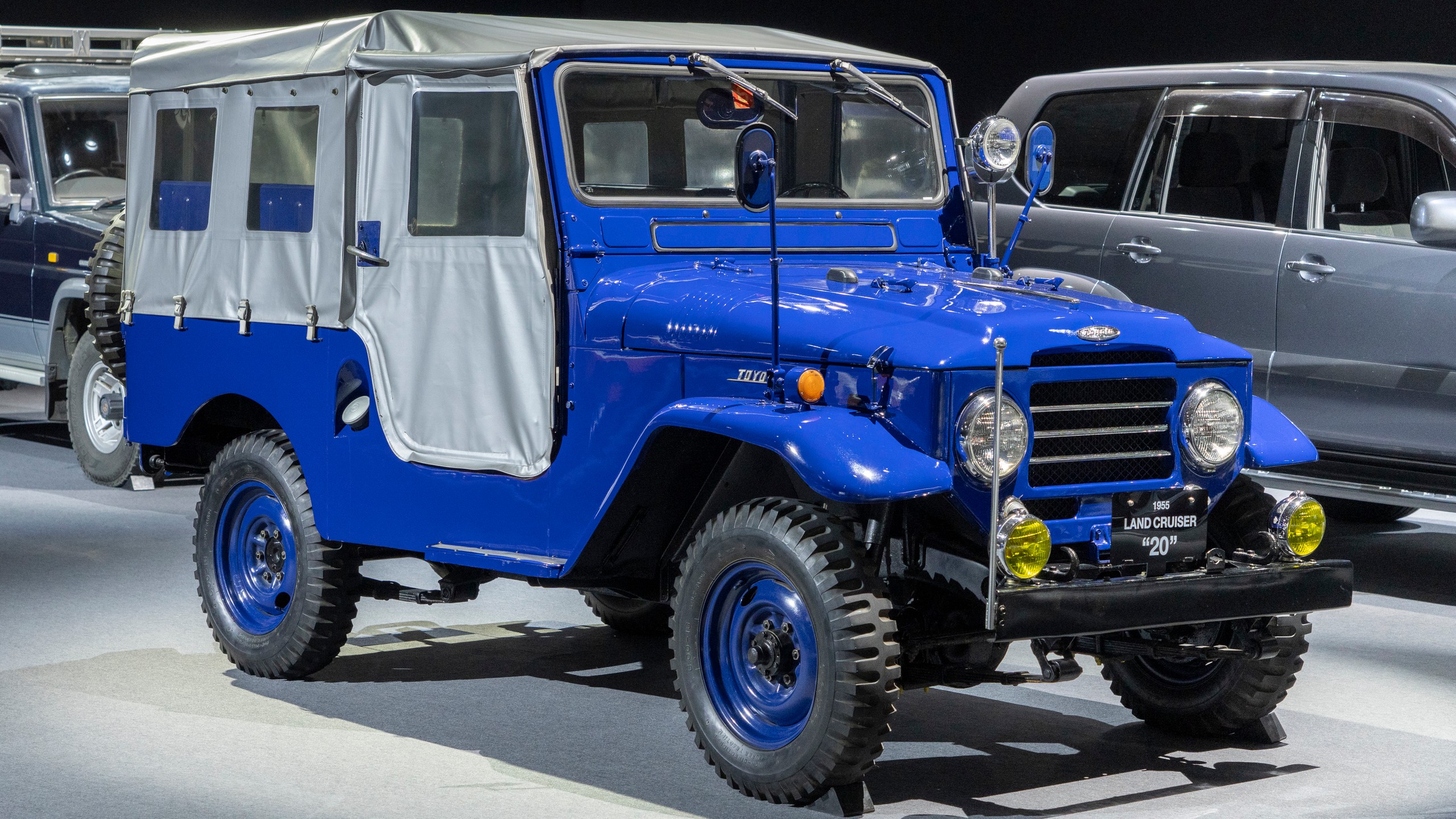 toyota land cruiser 20 series 2