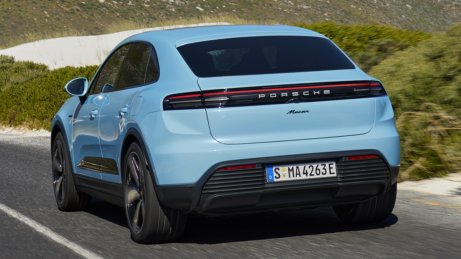 2025 Porsche Macan RWD Electric SUV 5