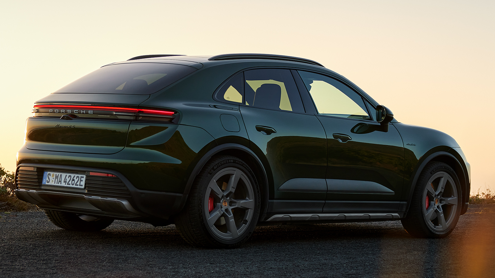 2025 Porsche Macan 4S Electric SUV 13