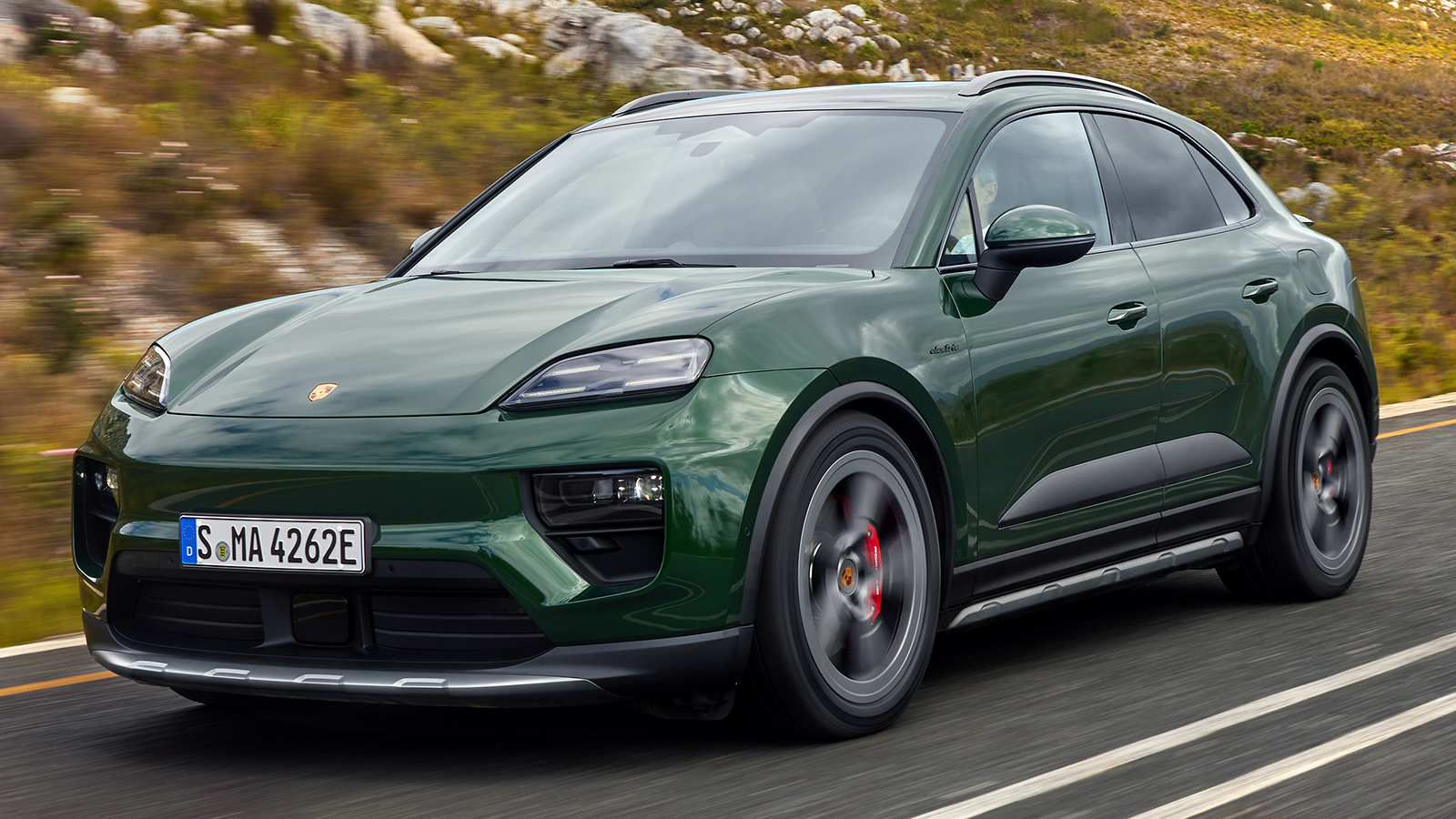 2025 Porsche Macan 4S Electric SUV 8