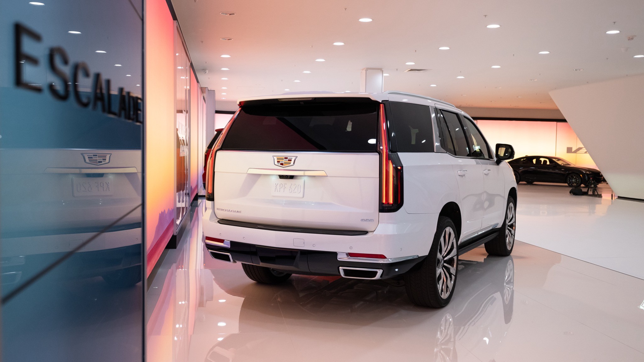 2025 cadillac escalade pham 9