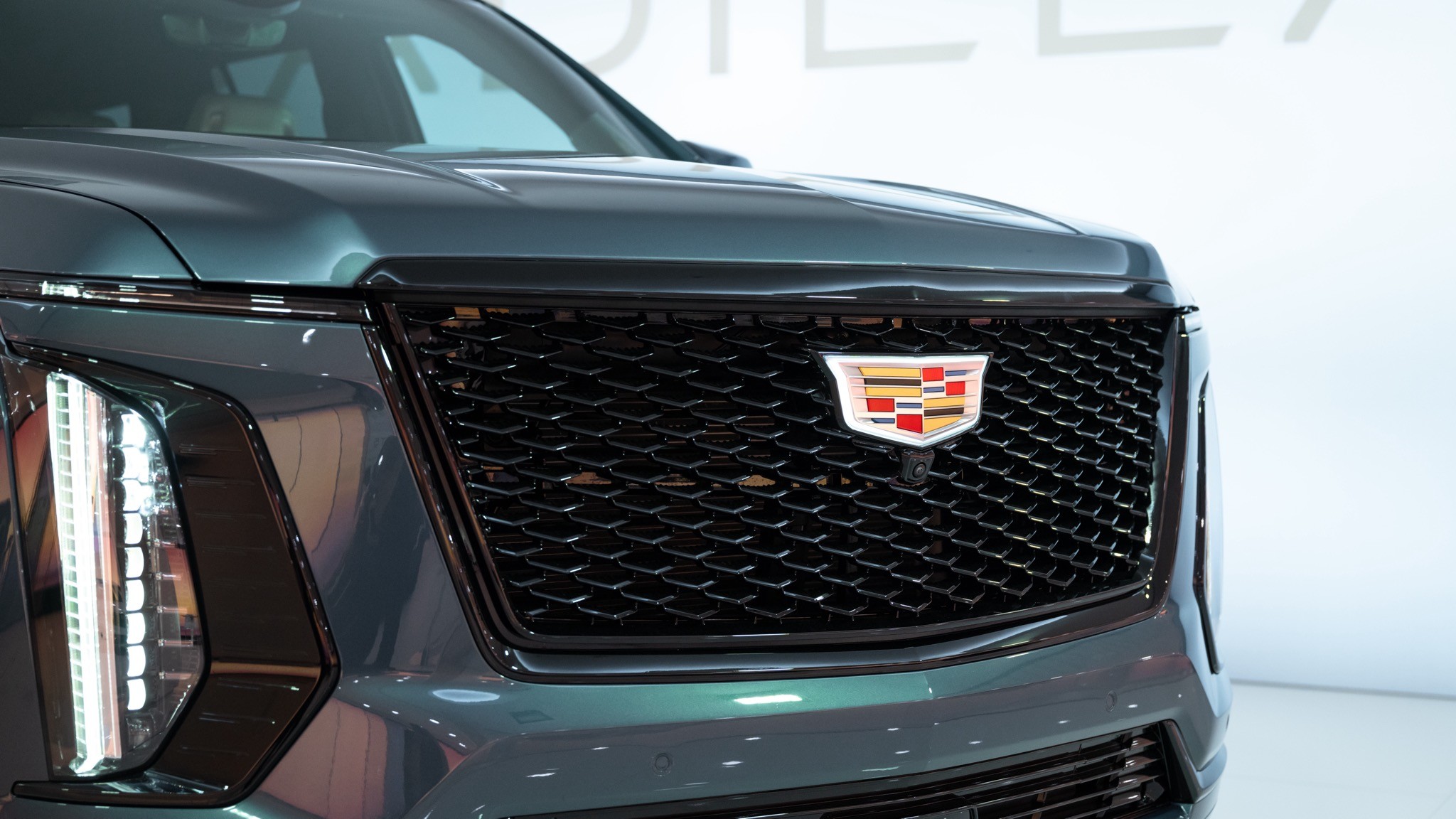 2025 cadillac escalade sport platinum pham 2