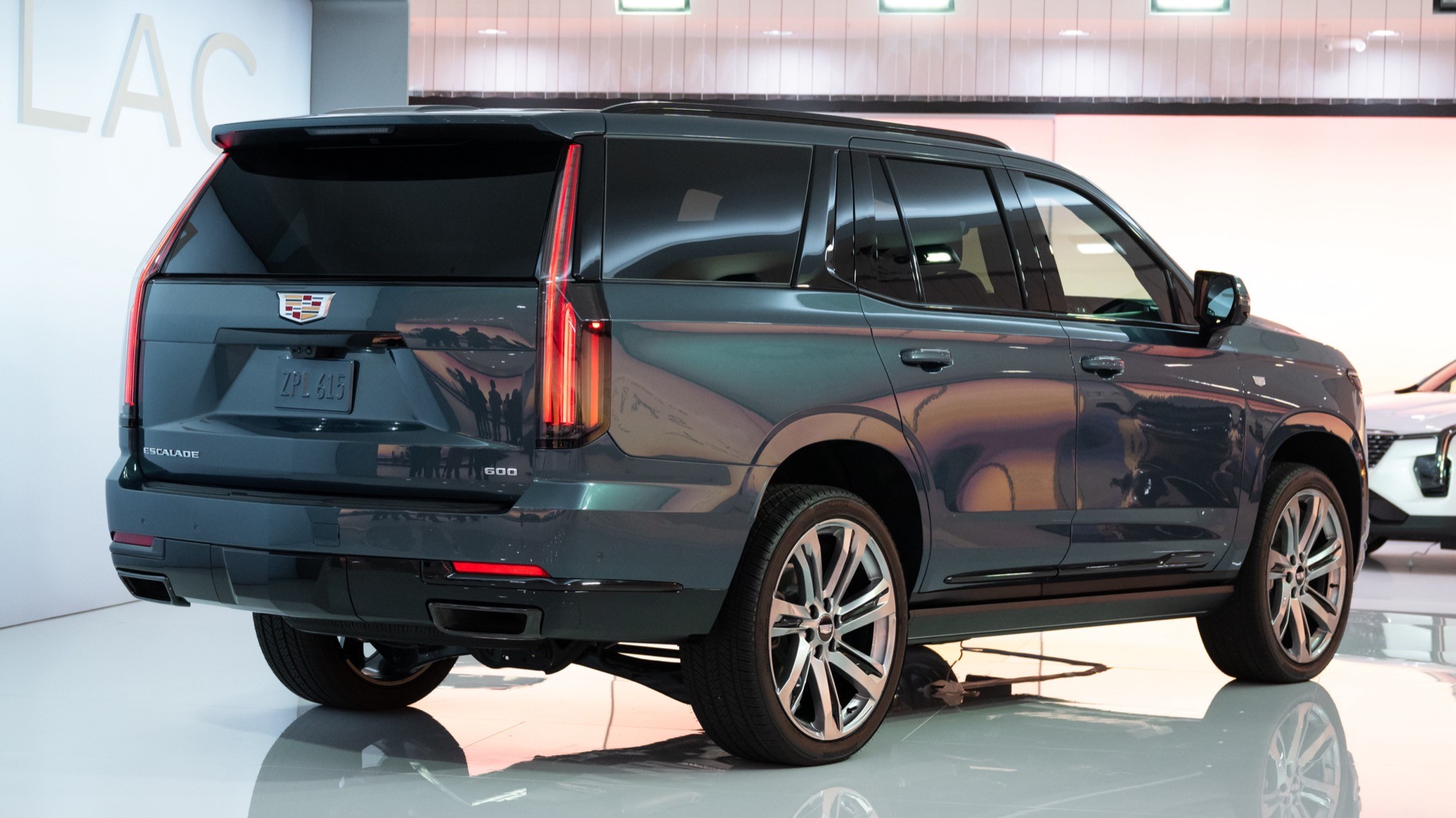 2025 cadillac escalade sport platinum pham 12