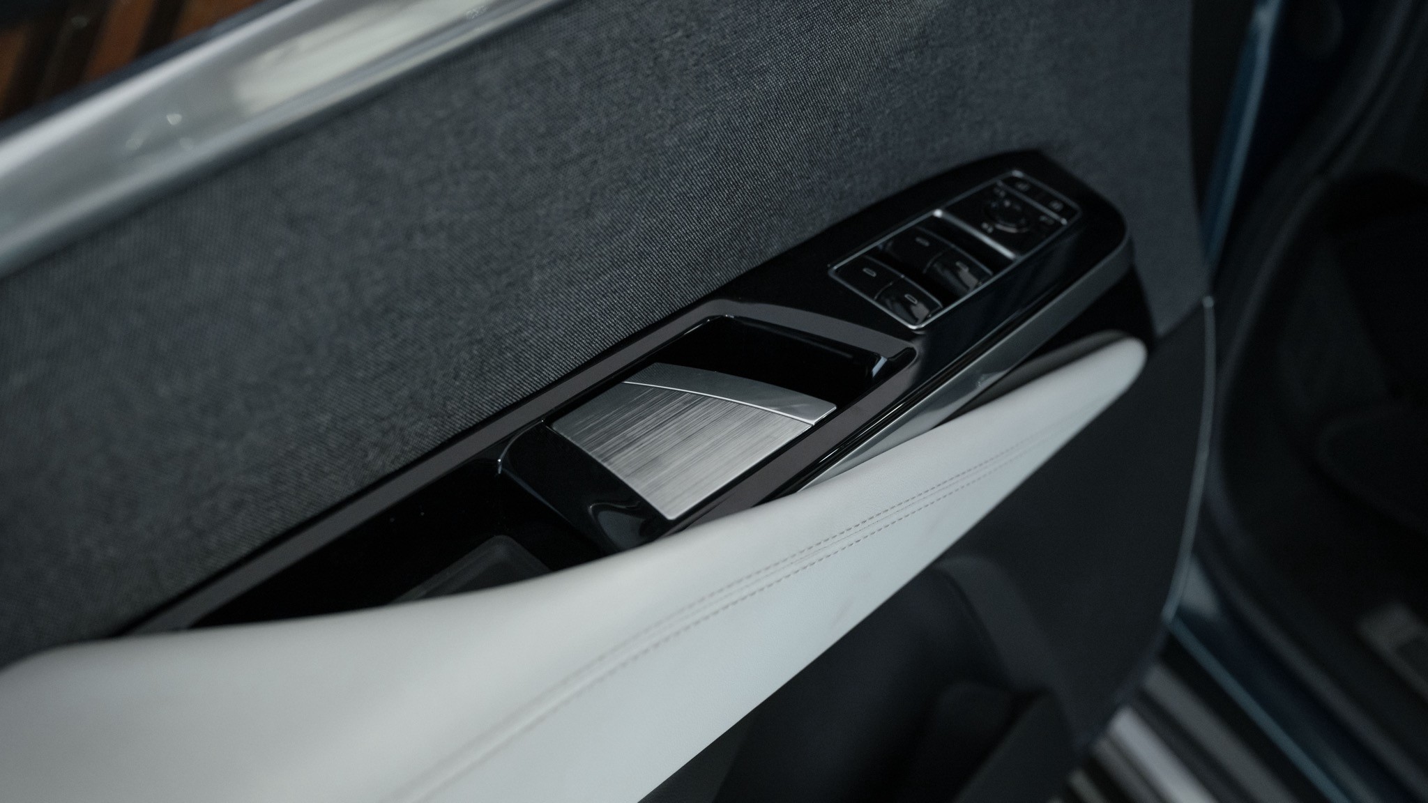 2025 cadillac escalade sport platinum pham 19