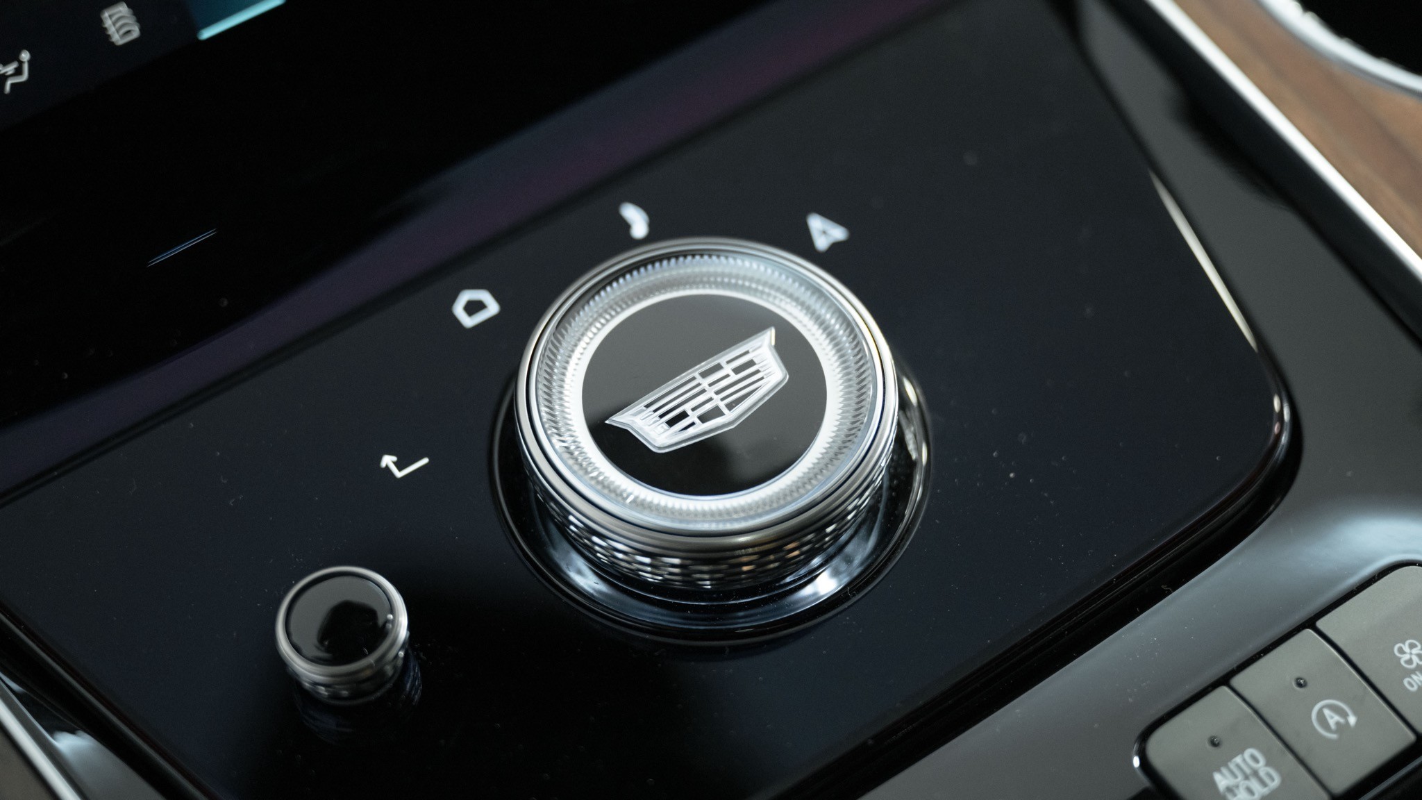 2025 cadillac escalade sport platinum pham 27