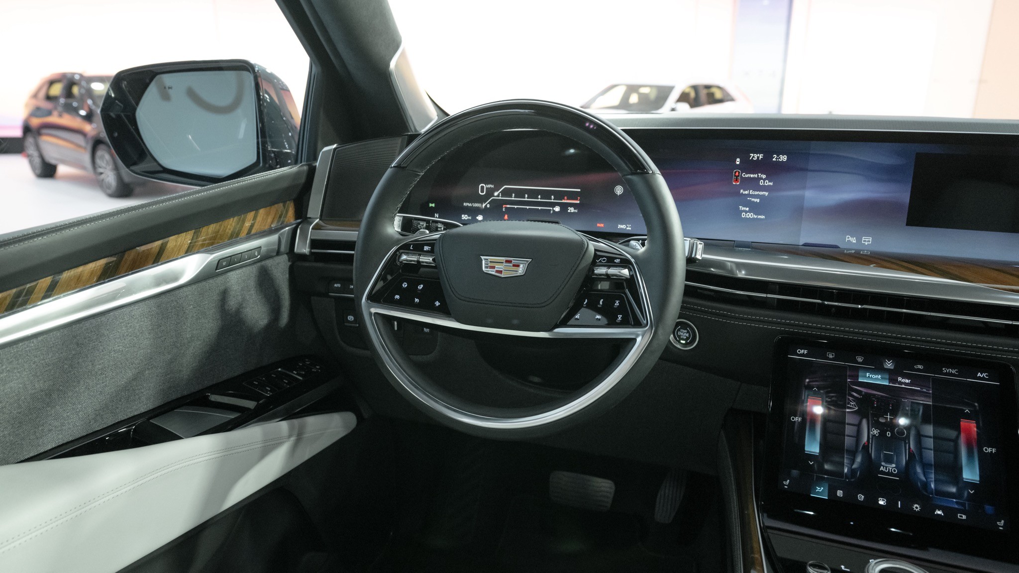 2025 cadillac escalade sport platinum pham 40