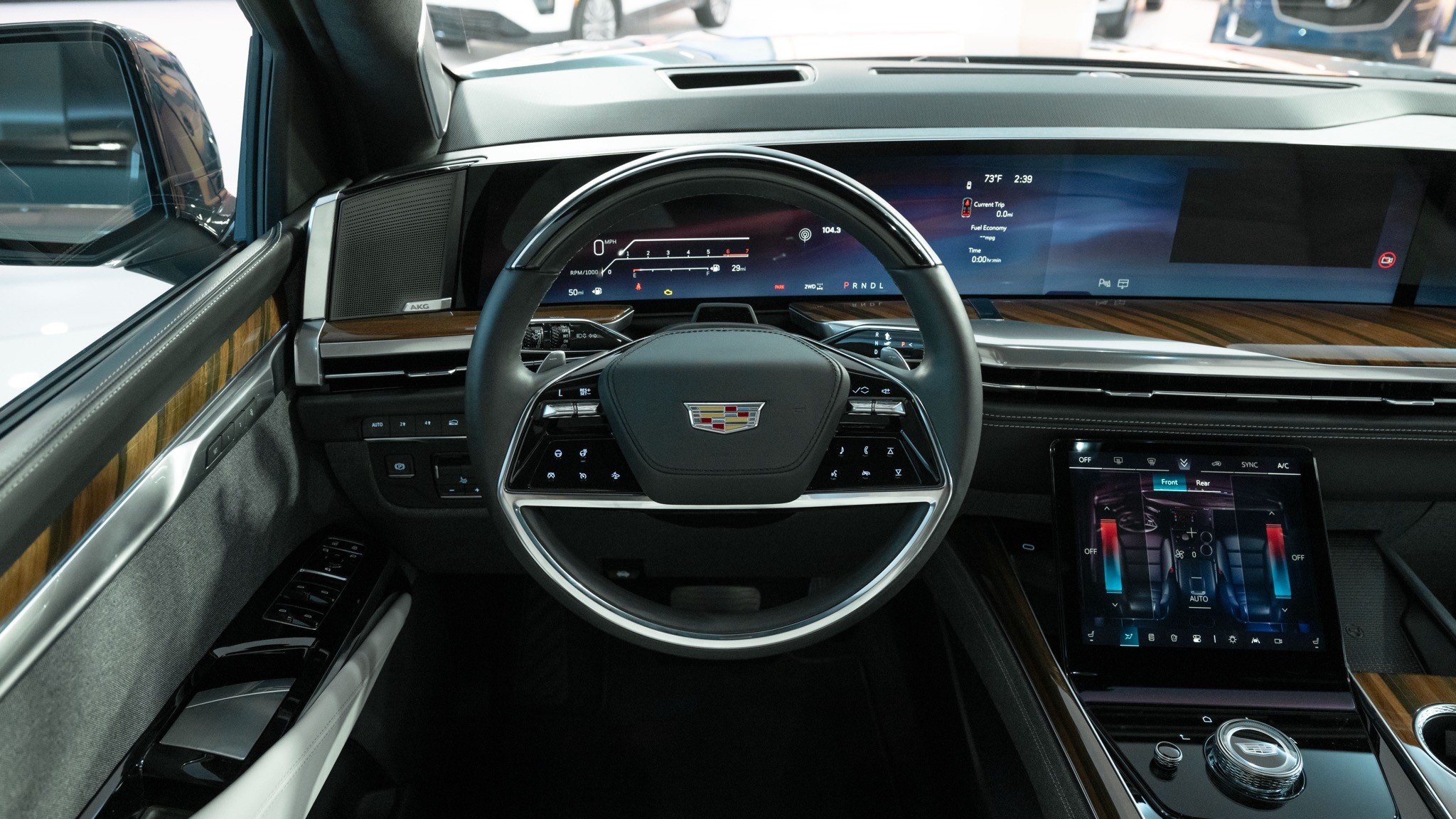 2025 cadillac escalade sport platinum pham 41