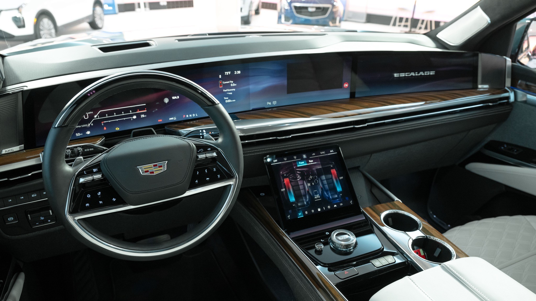 2025 cadillac escalade sport platinum pham 42