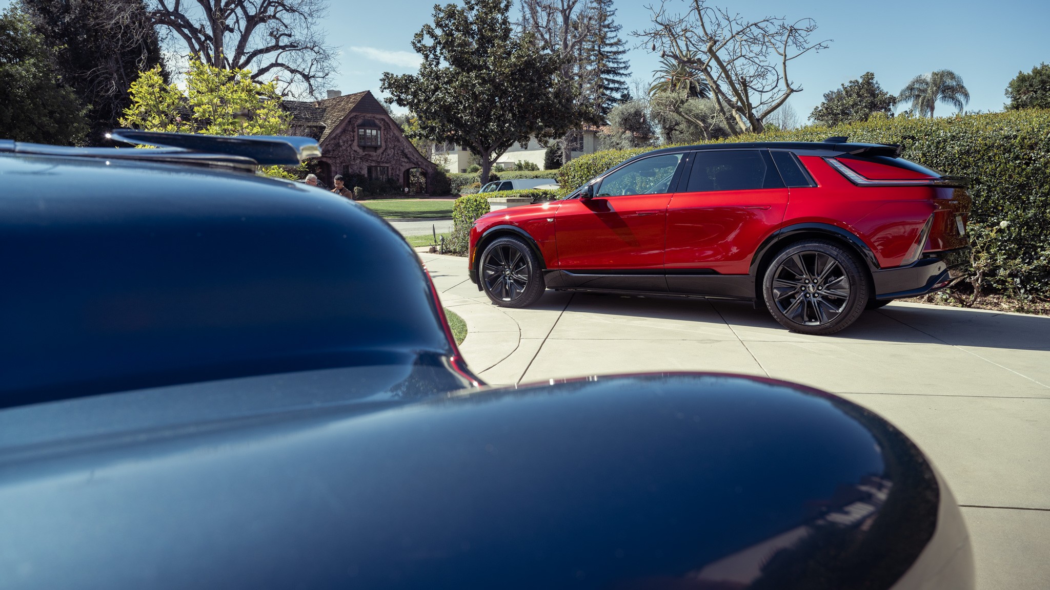 010 2024 Cadillac Lyriq vs 1949 Cadillac