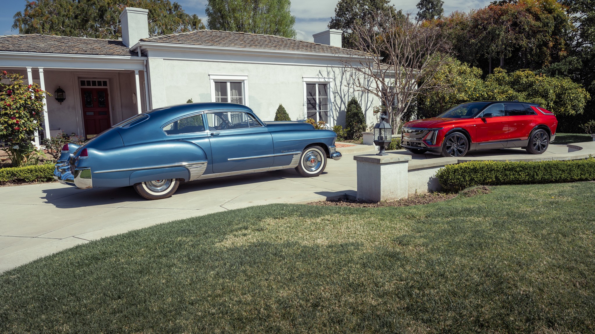 013 2024 Cadillac Lyriq vs 1949 Cadillac