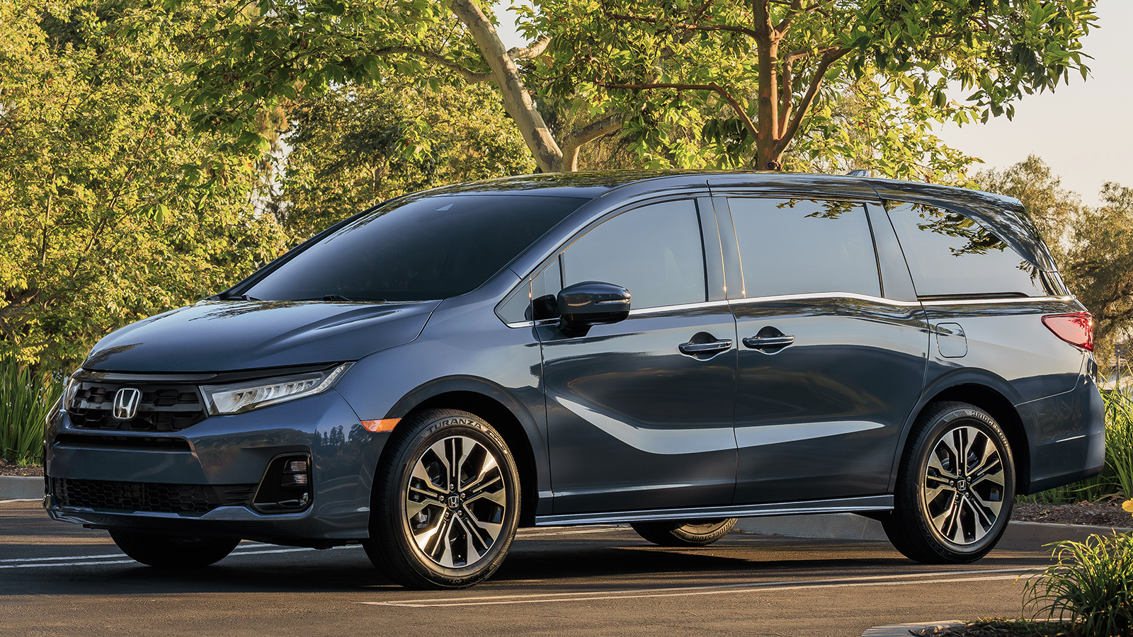 2025 Honda Odyssey minivan 1