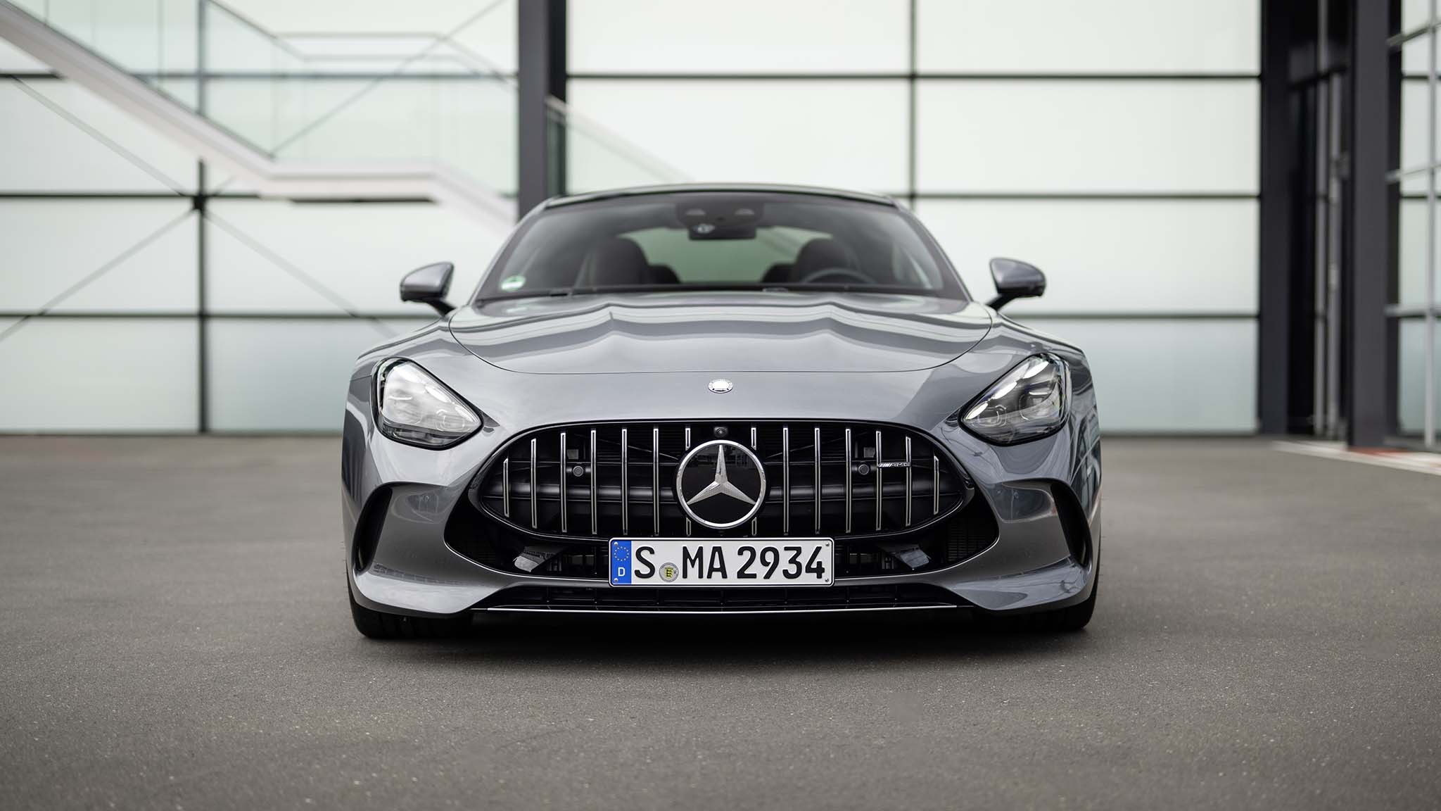 001 2025 mercedes amg gt63 front view