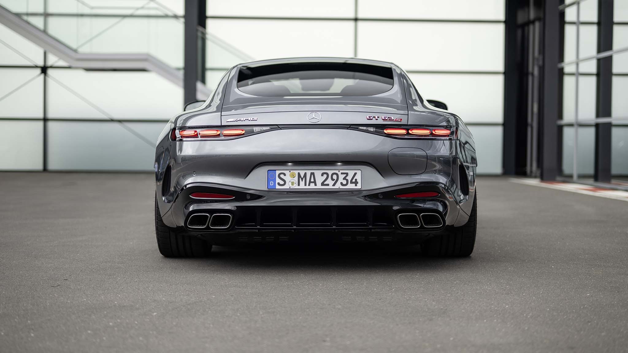 004 2025 mercedes amg gt63 rear view