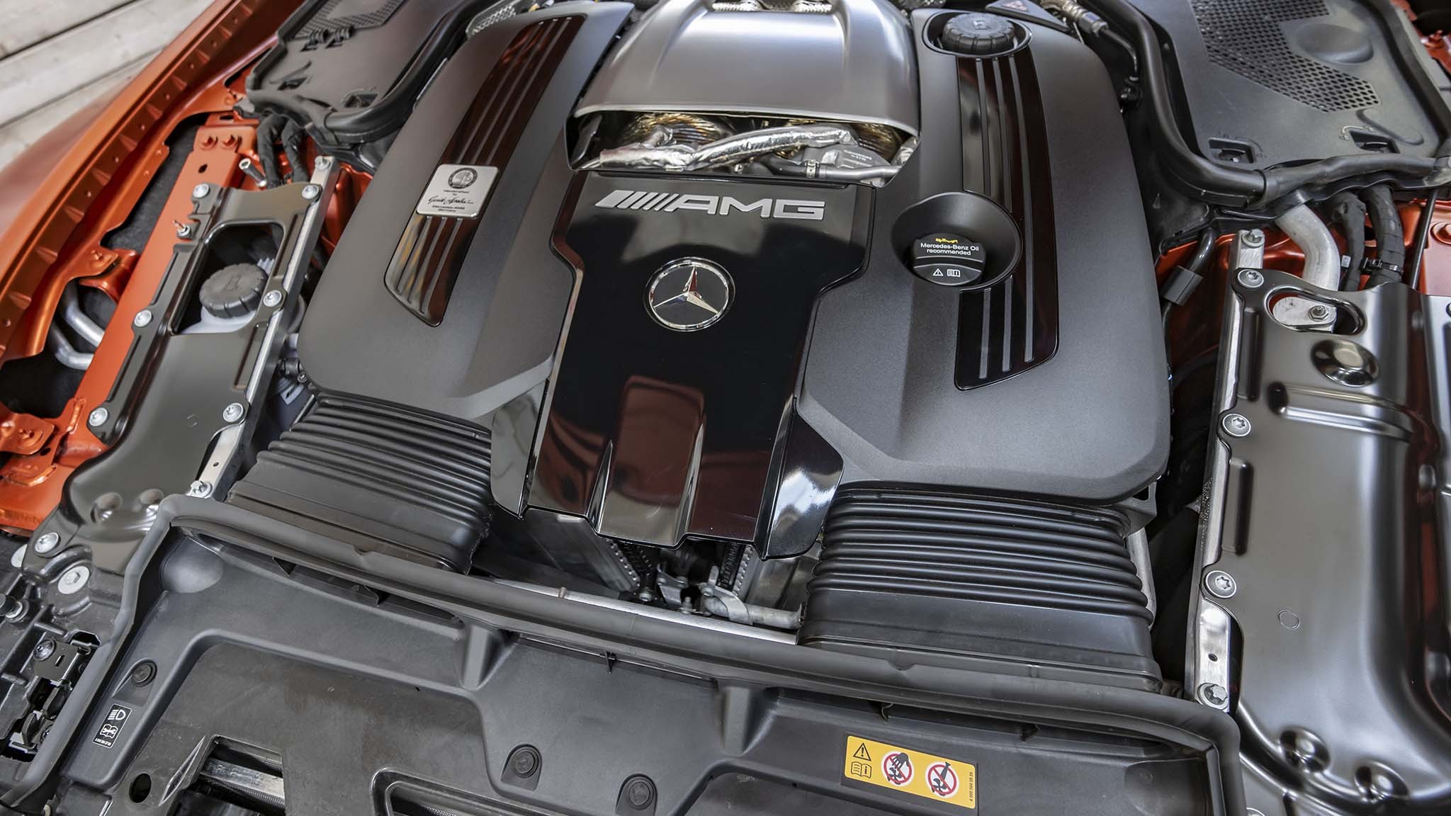 040 2025 mercedes amg gt63