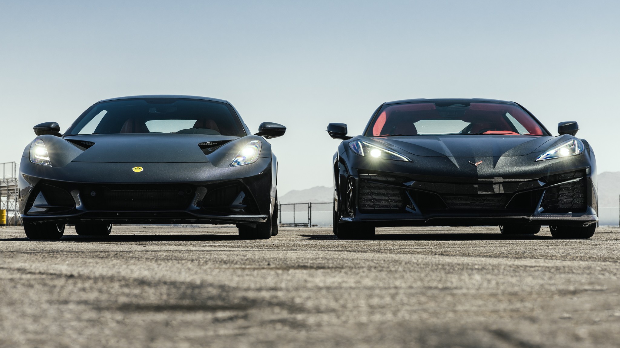 002 Lotus Emira vs Corvette eRay
