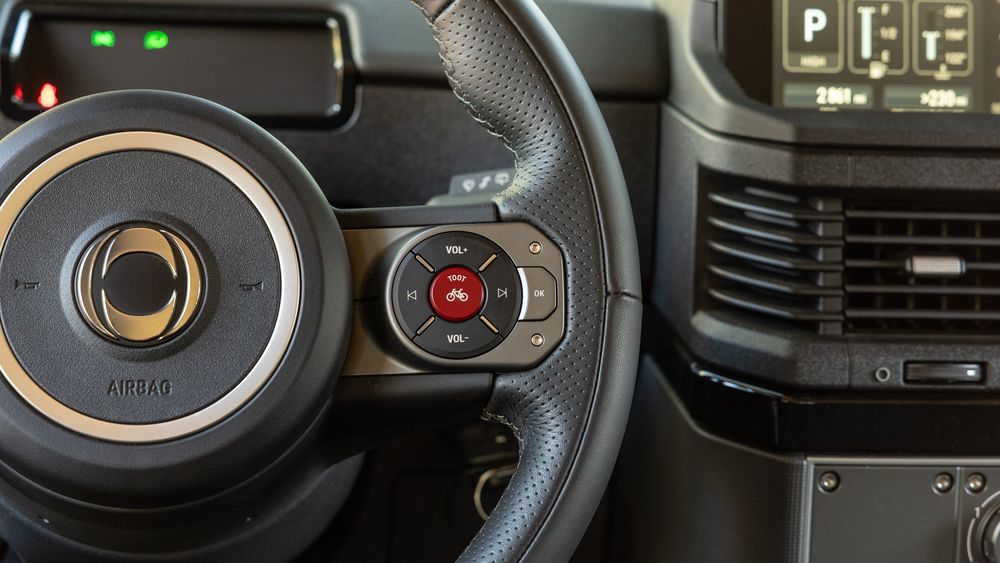 037 2025 Ineos Grenadier