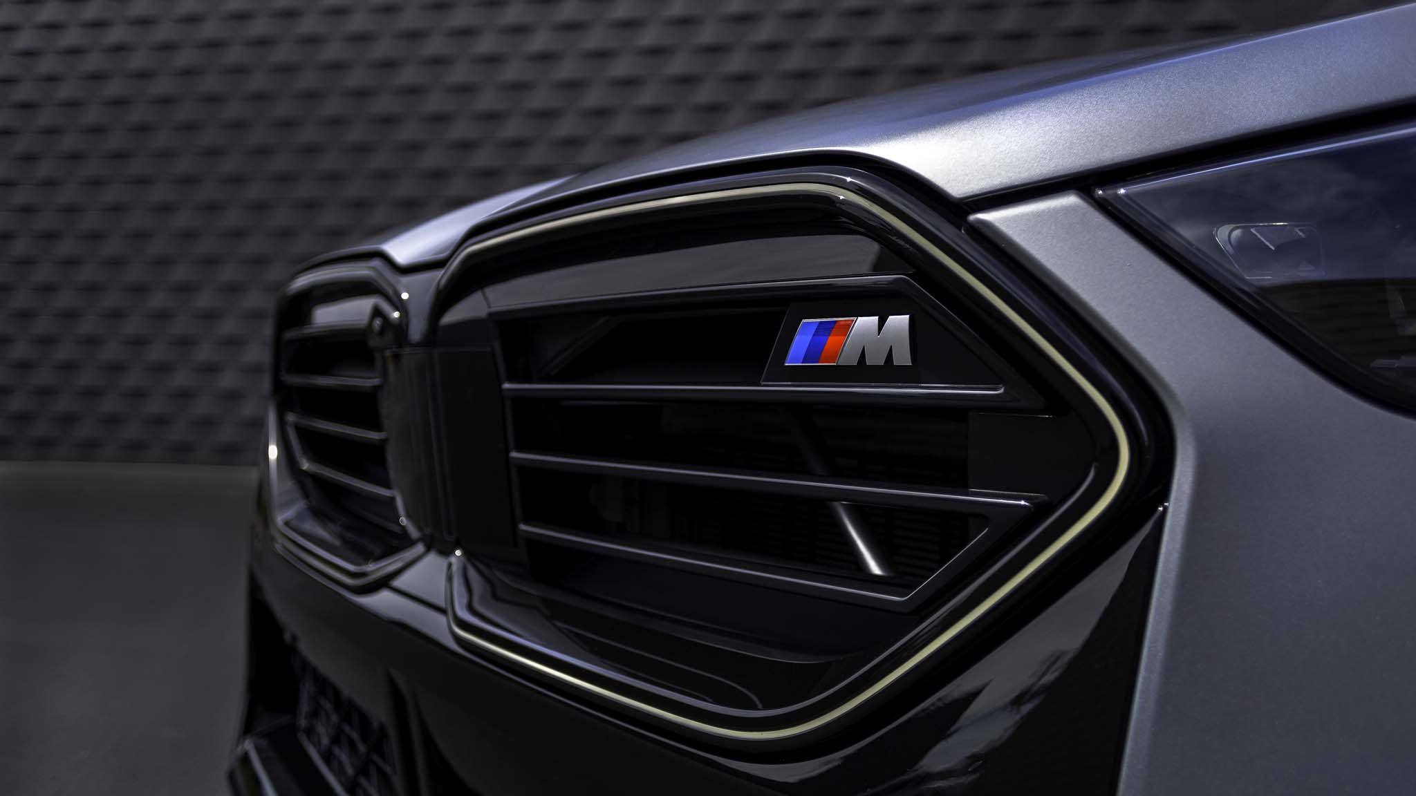 018 2024 BMW X2 M35i