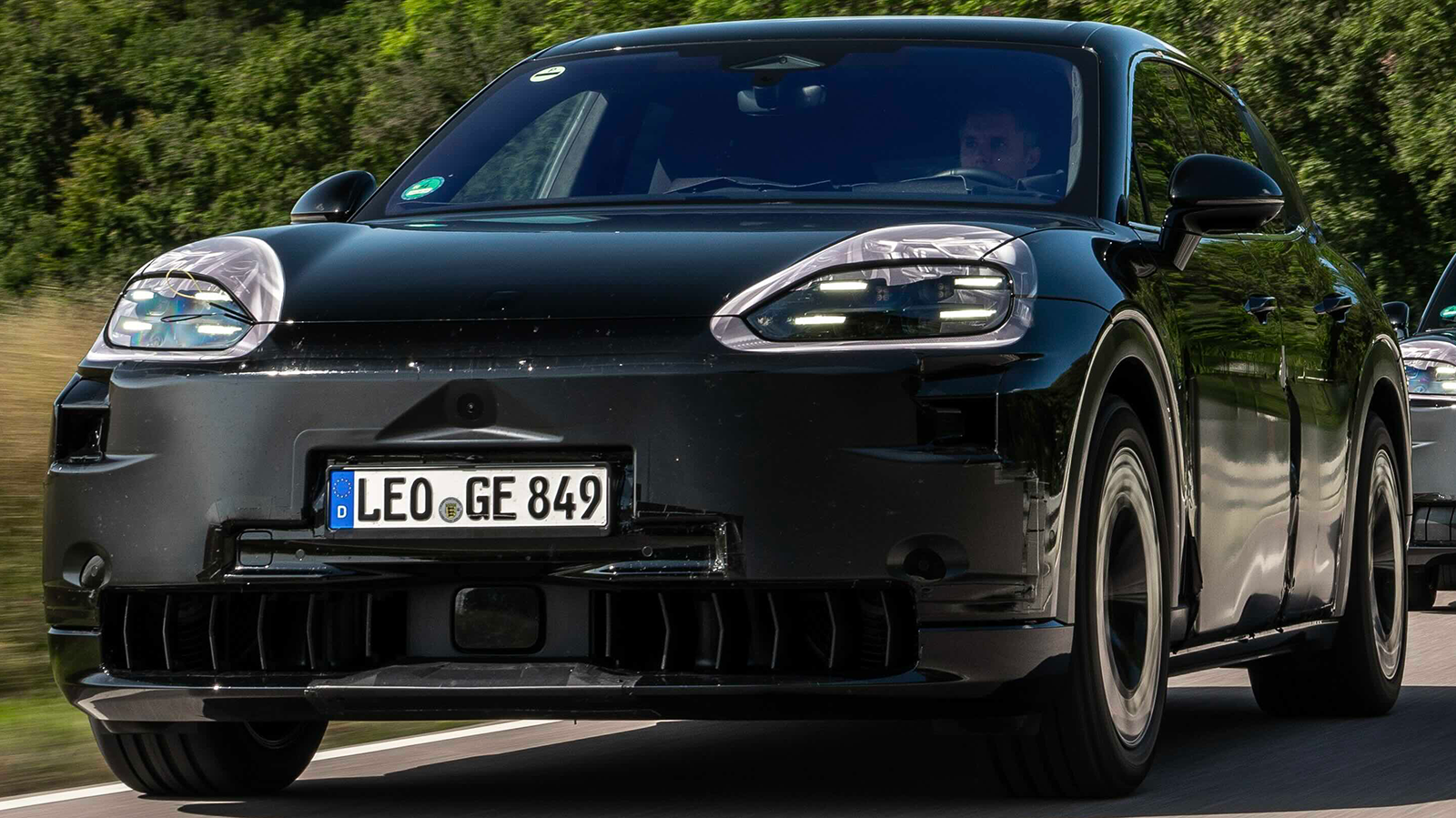 fourth gen Porsche Cayenne Electric EV SUV 2