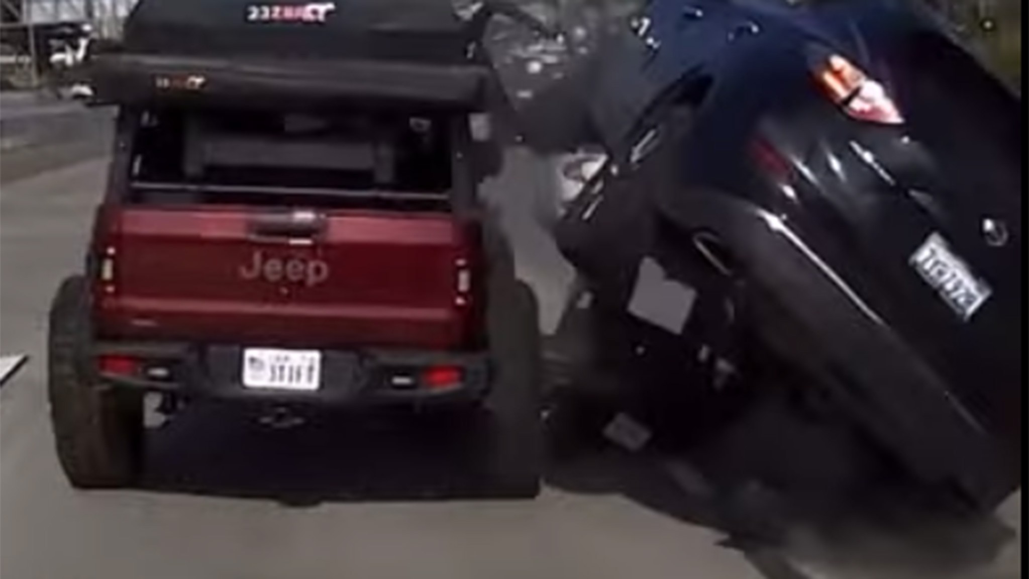 Jeep Gladiator Nissan Murano crash San Diego 9