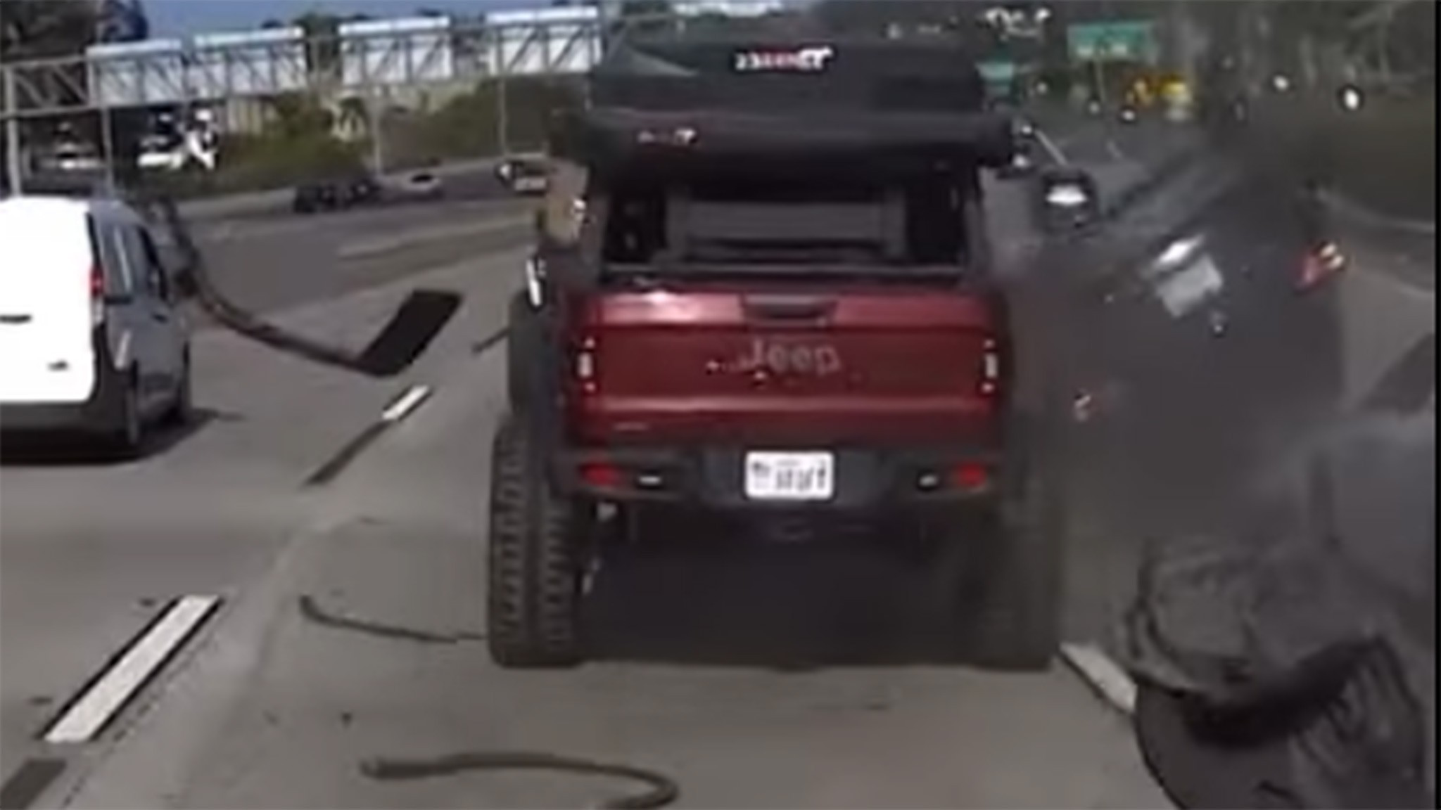 Jeep Gladiator Nissan Murano crash San Diego 11