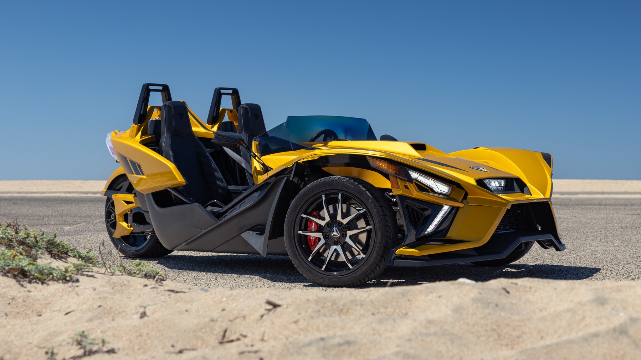 005 2024 Polaris Slingshot Front Three Quarter Static