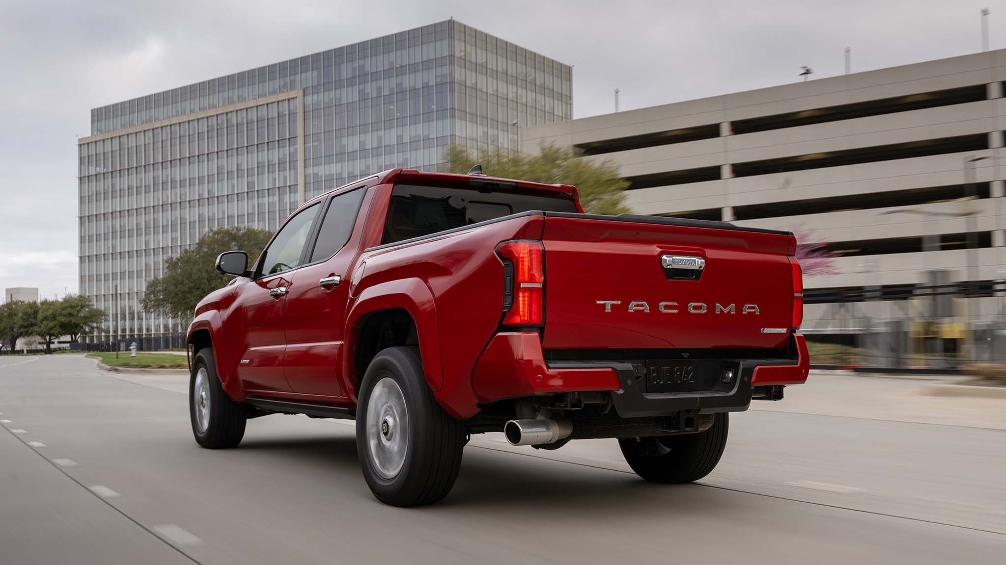 020 2024 toyota tacoma limited i force max hybrid