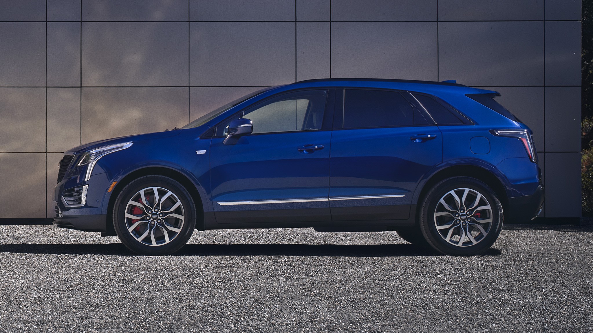 2024 Cadillac XT5 exterior