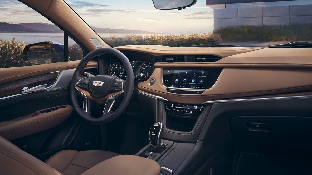2024 Cadillac XT5 interior