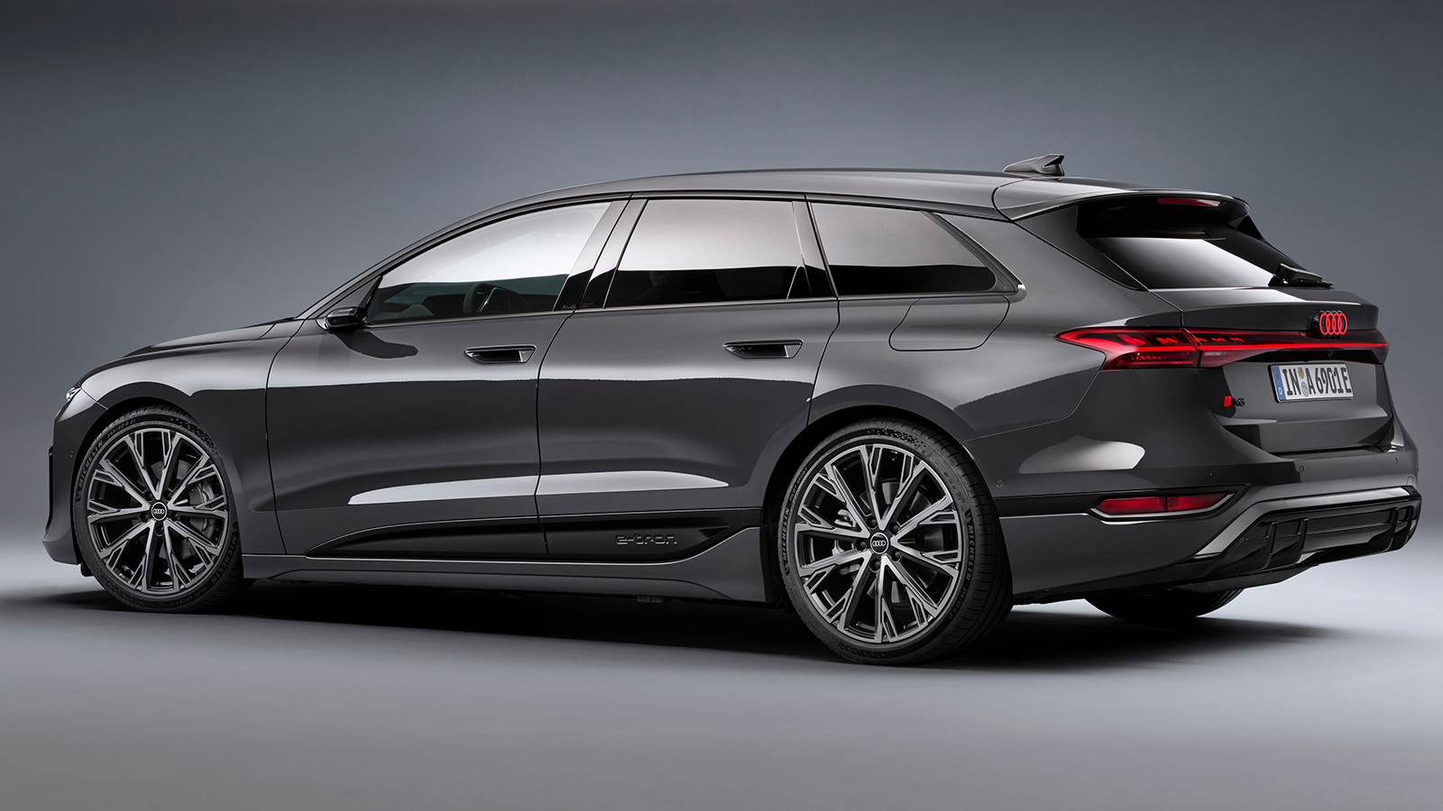 2025 Audi A6 E Tron Avant 9