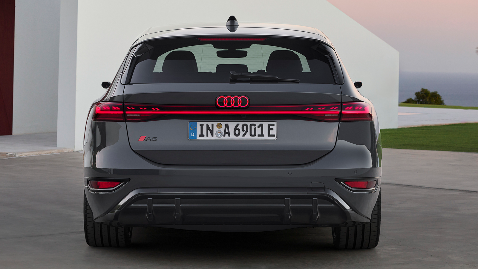 2025 Audi A6 E Tron Avant 8