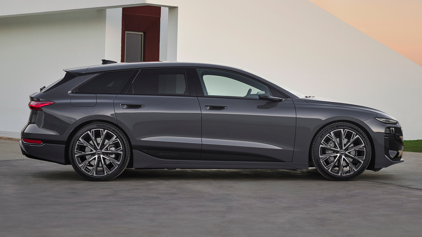 2025 Audi A6 E Tron Avant 6