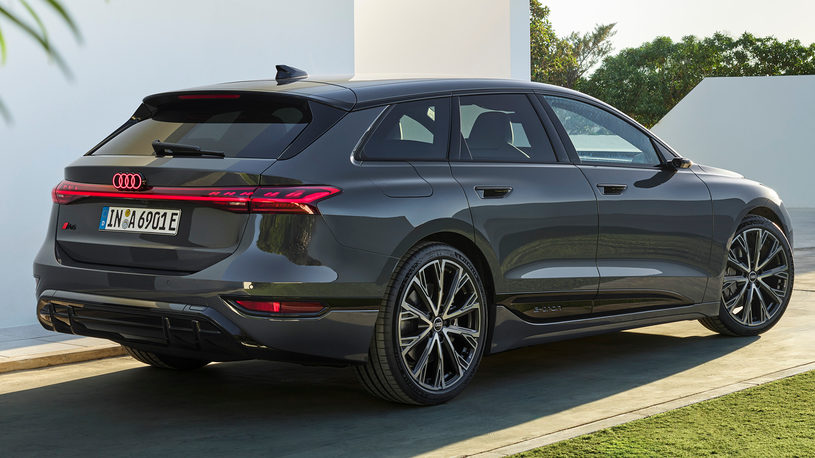 2025 Audi A6 E Tron Avant 1