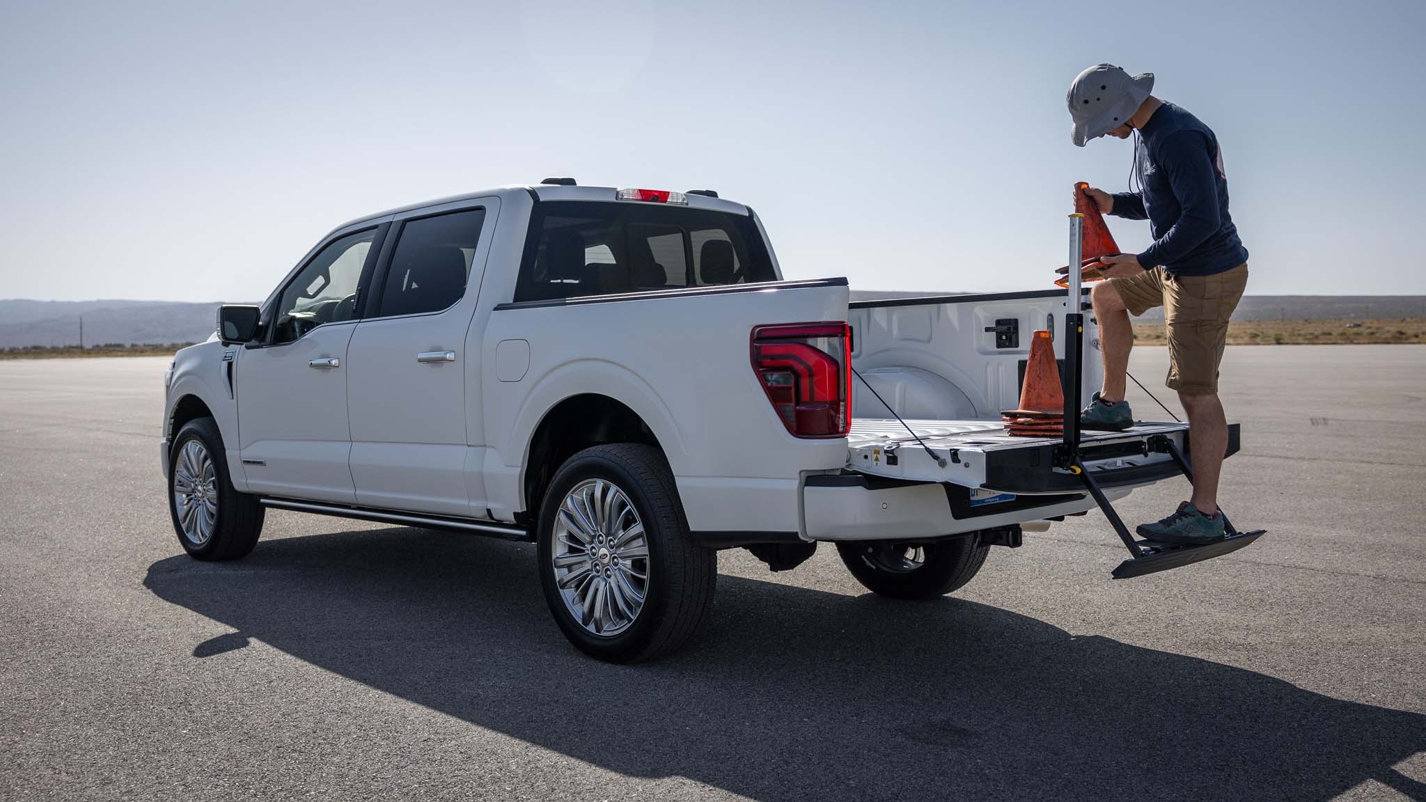 024 2024 Ford F 150 Hybrid King Ranch