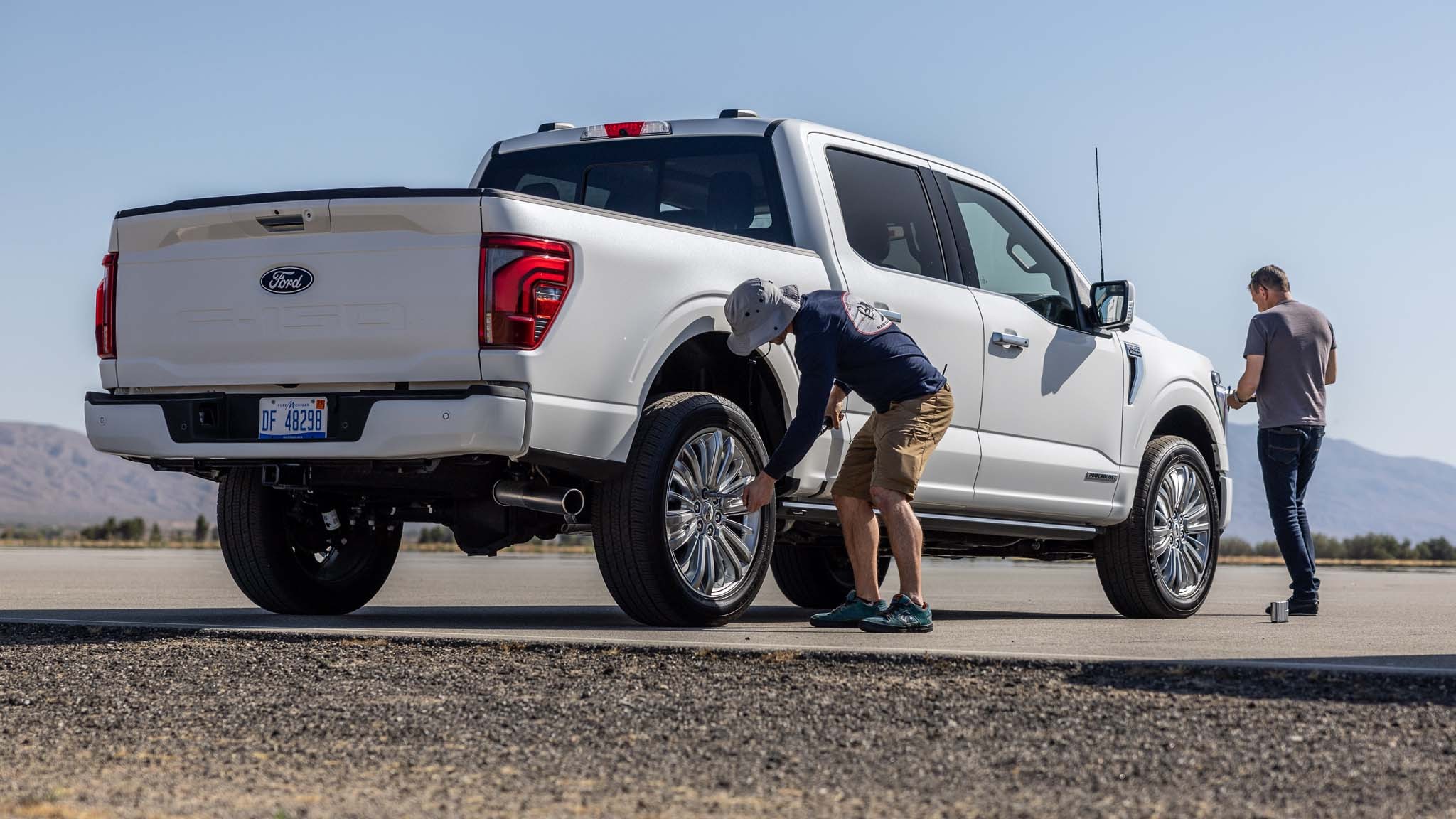 025 2024 Ford F 150 Hybrid King Ranch