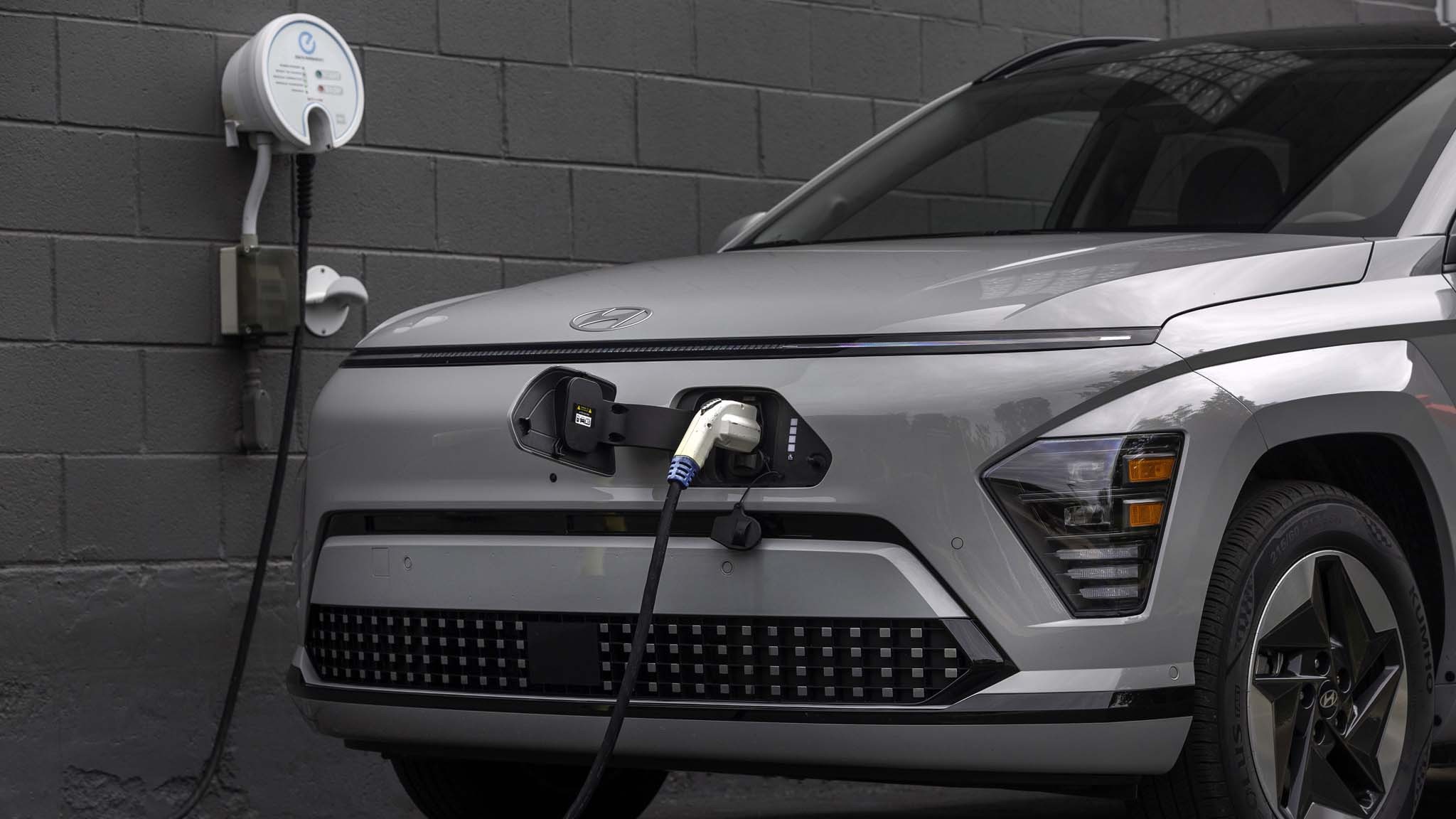 021 2024 Hyundai Kona Electric Limited