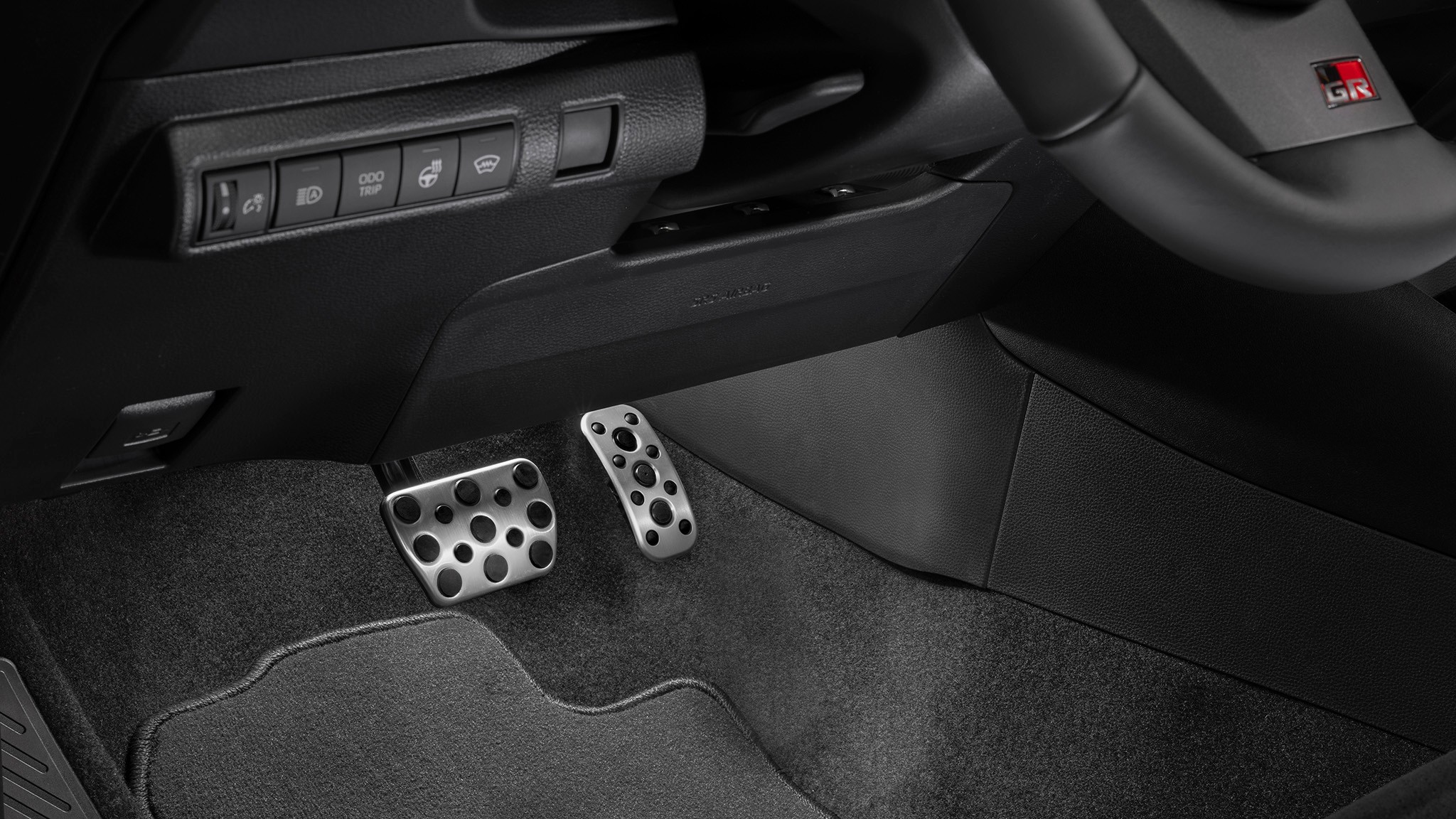 2025 Toyota GR Corolla 10