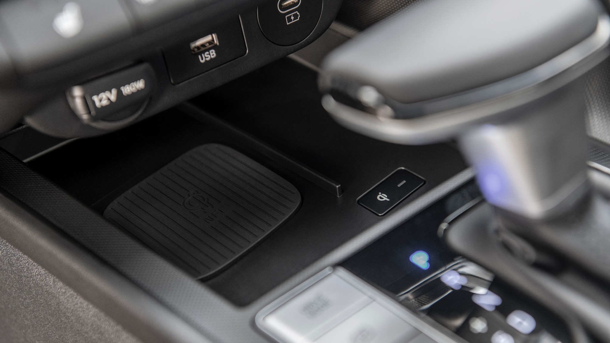 20 2025 Hyundai Elantra Hybrid interior