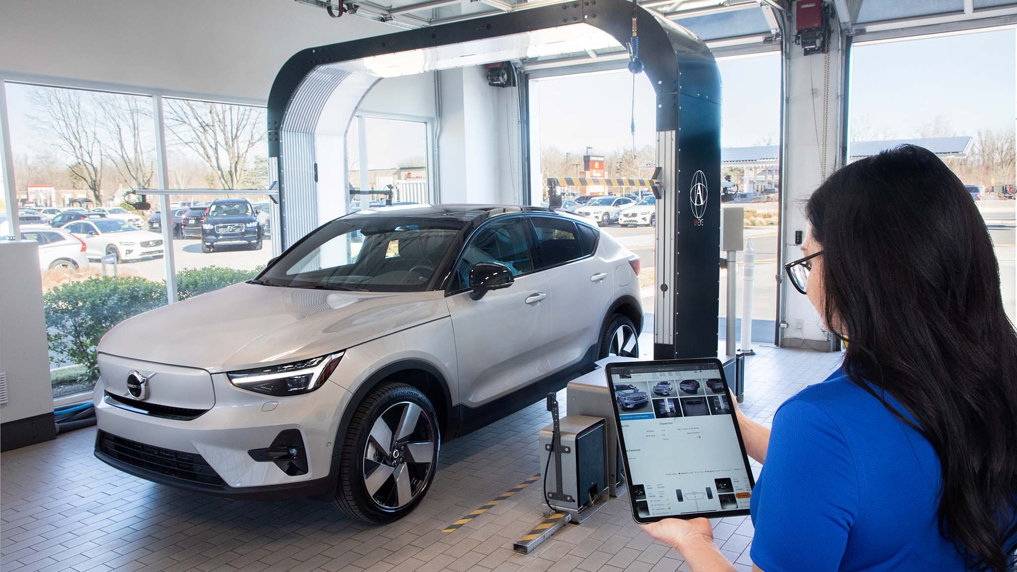 001 UVEyes automated inspection system