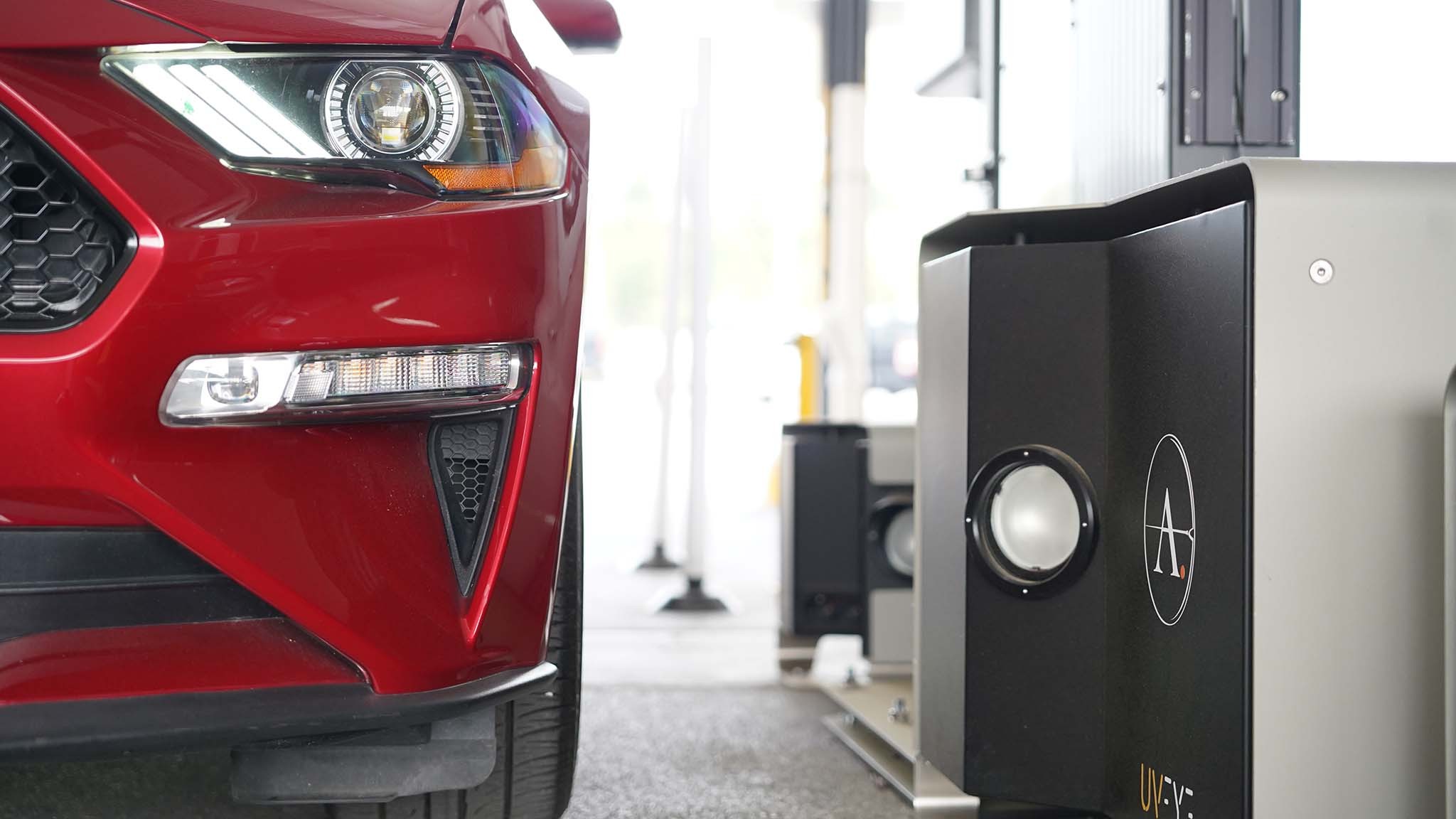 003 UVEyes automated inspection system