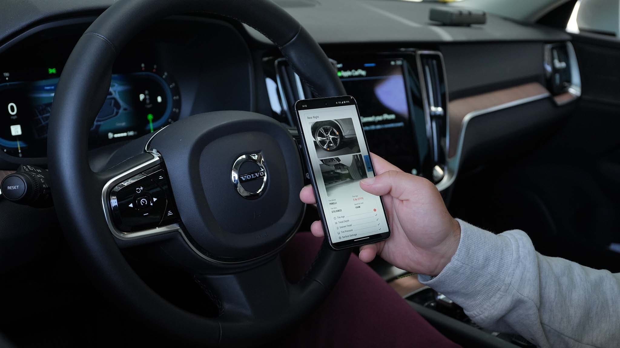 004 UVEyes automated inspection system