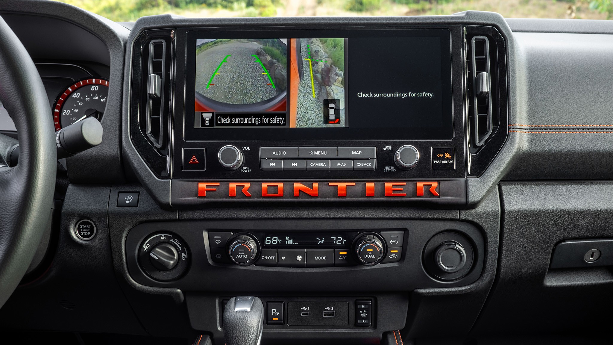 2025 Nissan Frontier   23