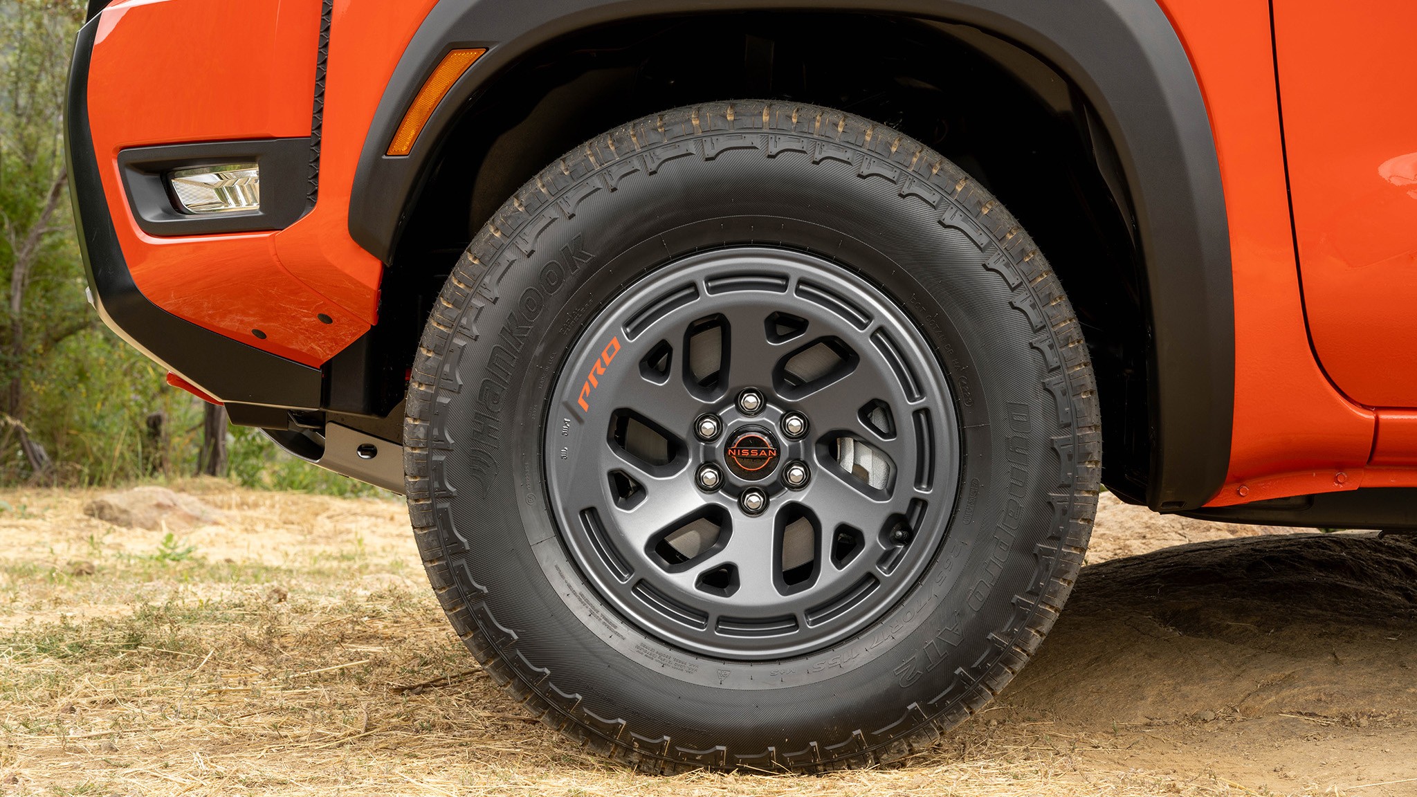 2025 Nissan Frontier   10