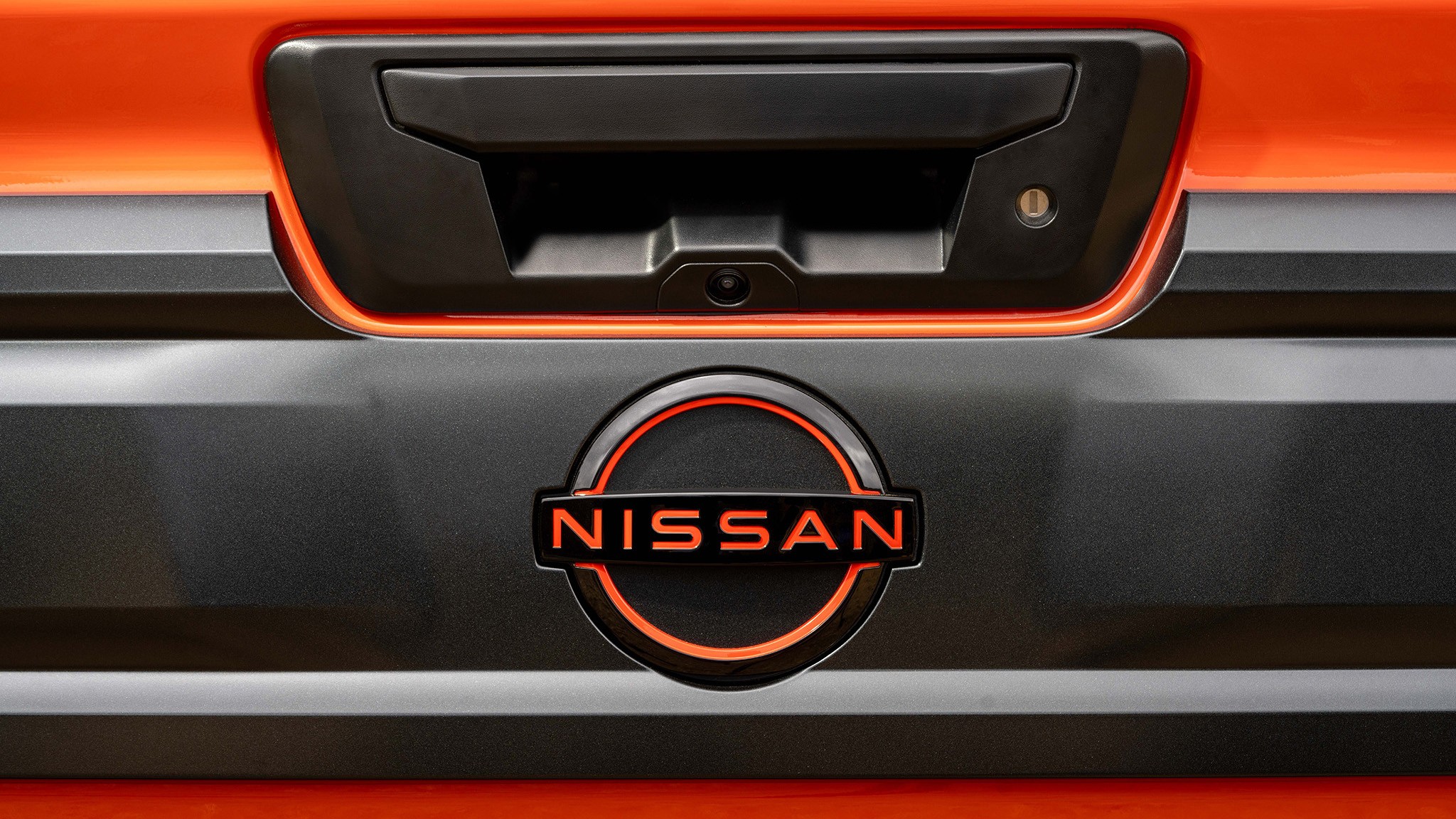 2025 Nissan Frontier   7