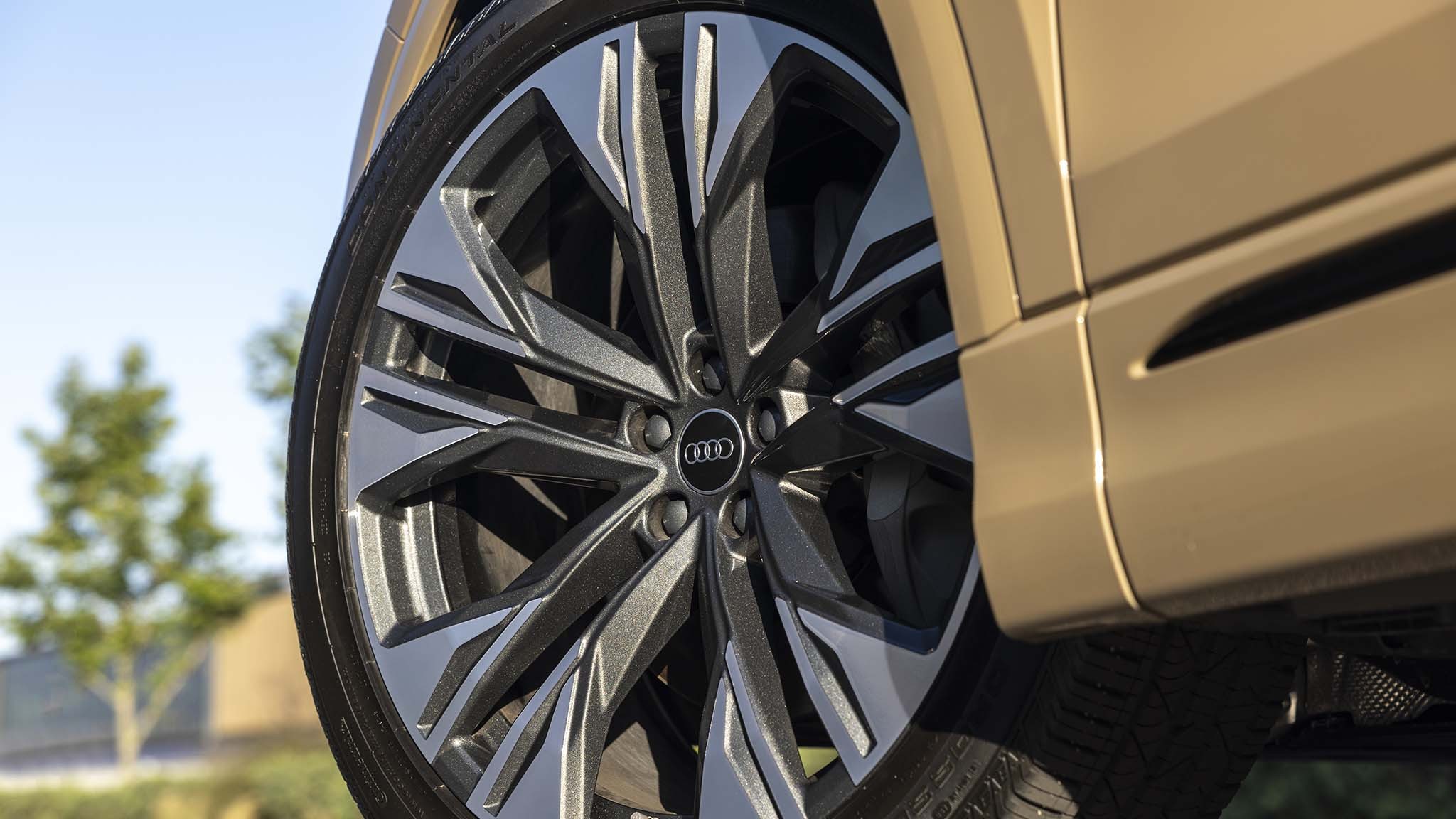 008 2025 audi Q8 wheel