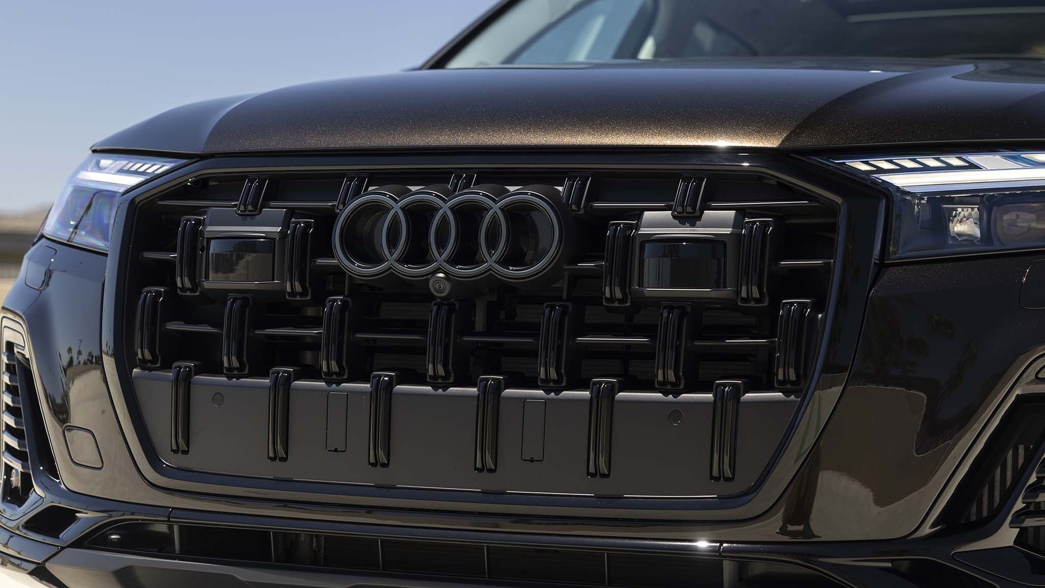 018 2025 audi Q7 grille