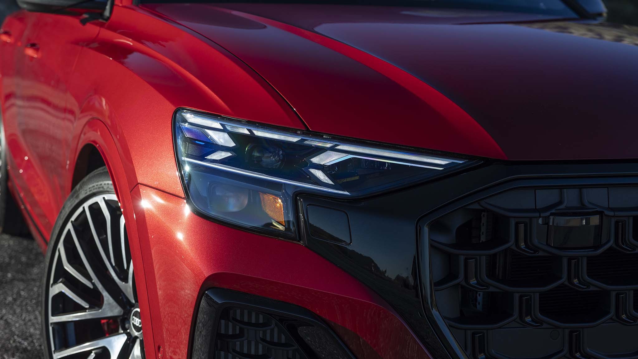 034 2025 audi SQ8 headlight