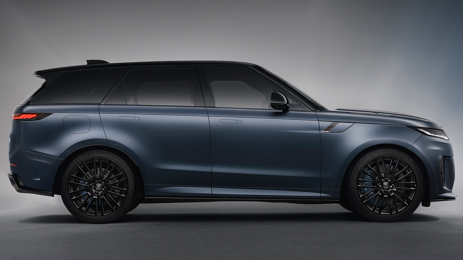 2025 Range Rover Sport SV Edition Two 17