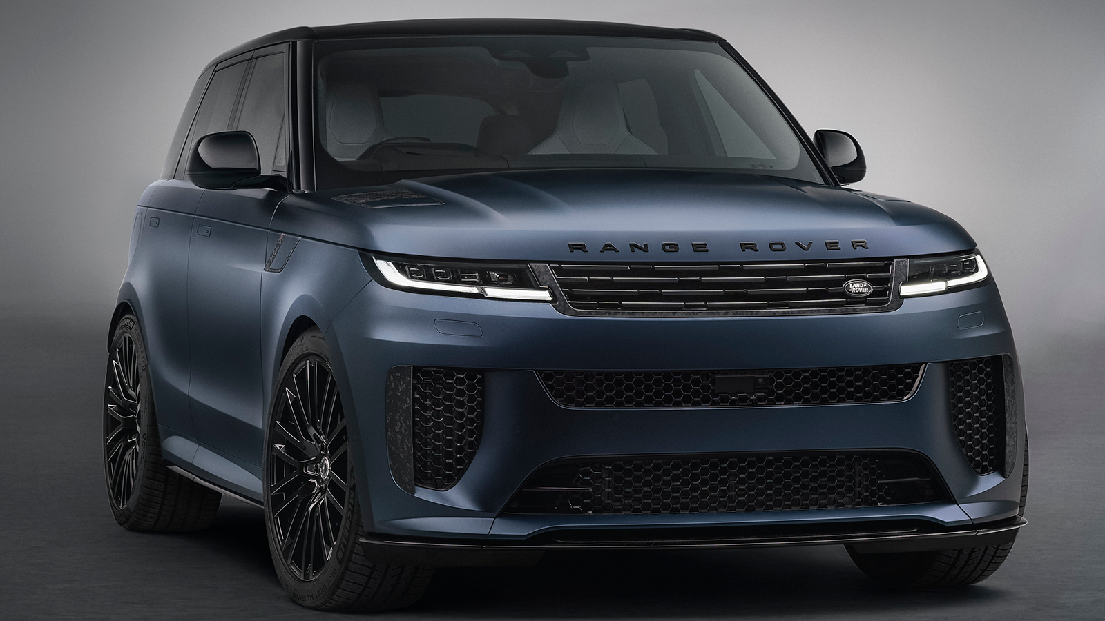2025 Range Rover Sport SV Edition Two top