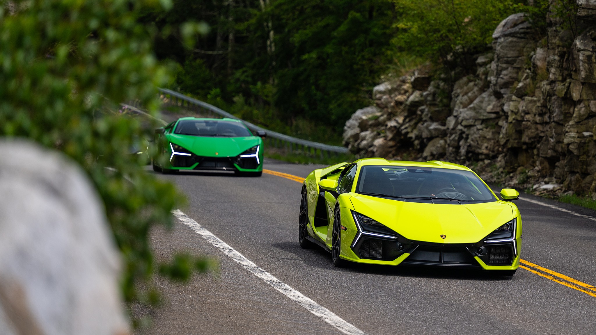 011 2024 lamborghini revuelto