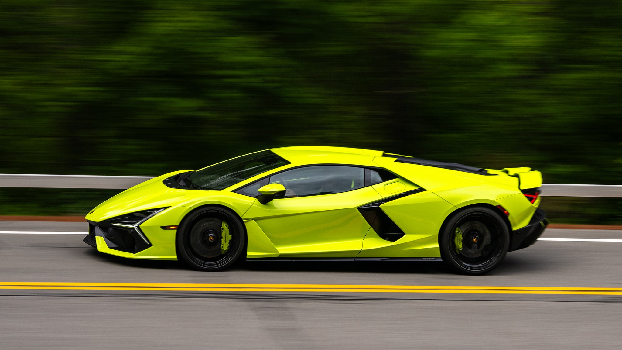 018 2024 lamborghini revuelto side profile